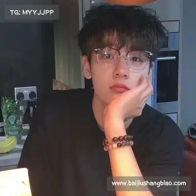 穆含茹